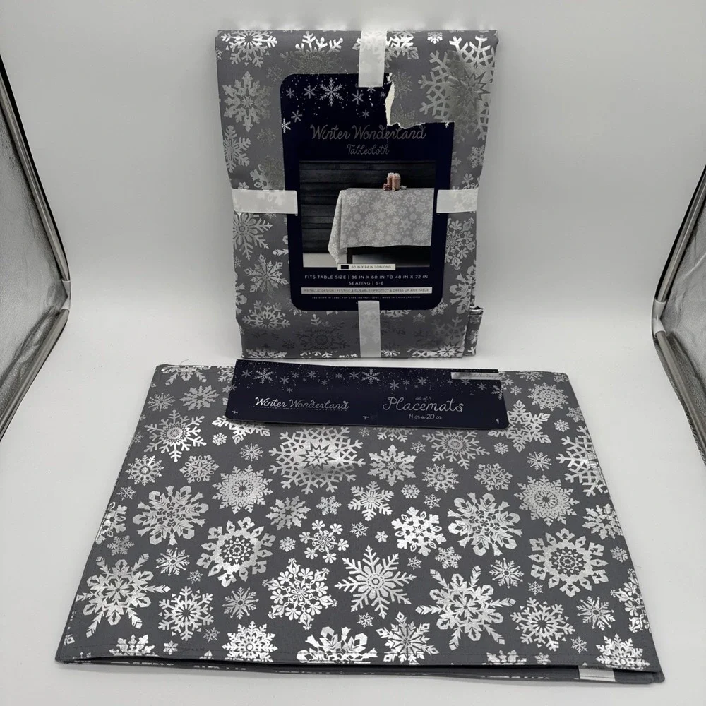 Winter Wonderland Tablecloth 60
